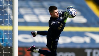  柏林联合防线失误遭升班马羞辱  