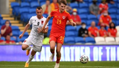  热刺锋线集体哑火，狼队零封对手跃升至前十  